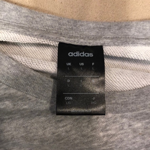 Adidas crewneck - Picture 2 of 3